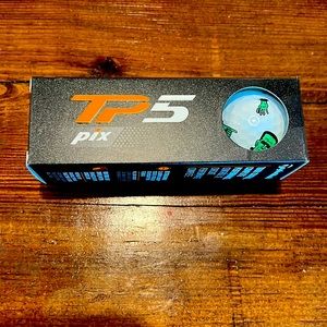 Taylormade TP5 Pix Golf Balls Sleeve
